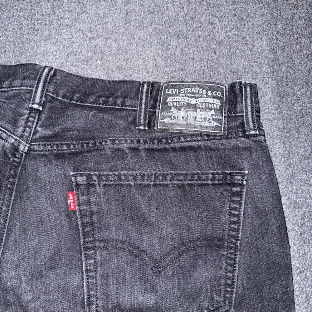 Levi’s 559 Relaxed Straight Black Jeans Men’s 38x32 Red Tab Classic Denim